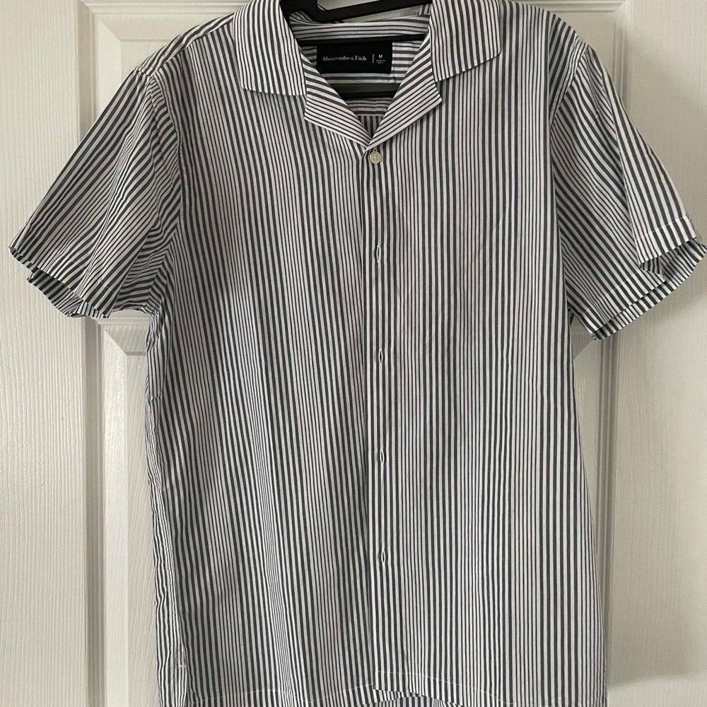 ABERCROMBIE SHORT SLEEVE DRESS SHIRT